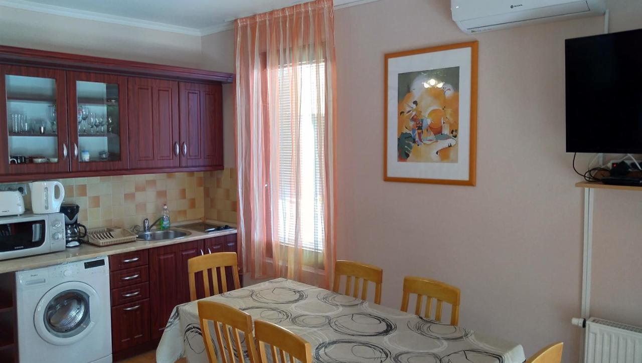 Jenny Apartman Siofok Exterior photo